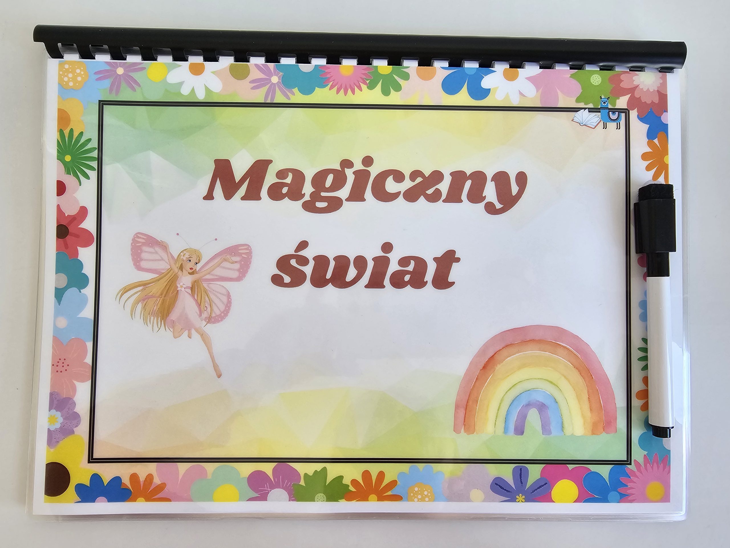 Książeczka aktywizująca "Magiczny świat"